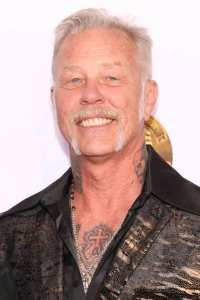 Flipped Chat AI – Sembang dengan James Hetfield