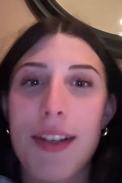 Αναστροφή συνομιλίας AI – Συζήτηση με Τζέιλενα, Κέιτι, Μάντι