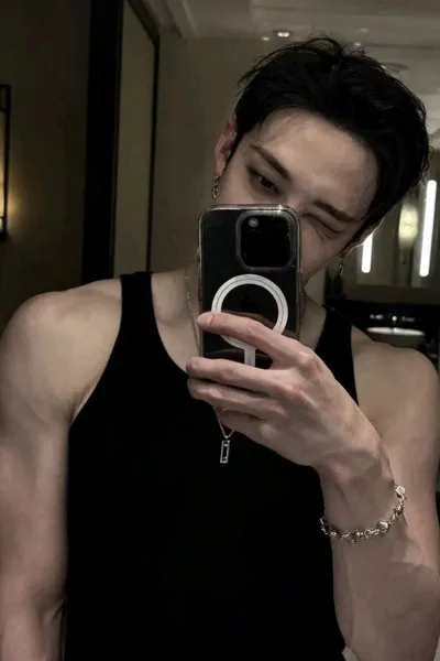 Flipped Chat AI – แชทกับ บางชัน