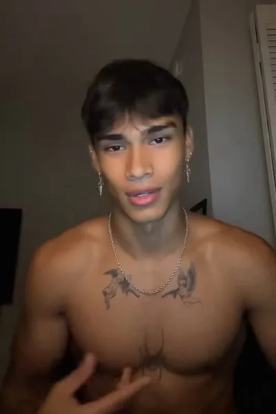 Flipped Chat AI – Чат с IndiLato