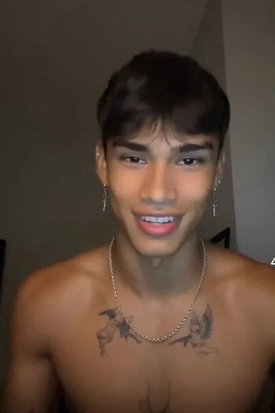 Flipped Chat AI – Чат с Мистер X