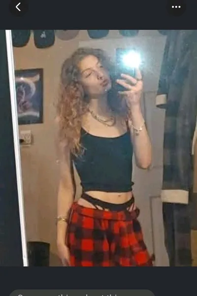 FlippedチャットAI – Maris Delaneyとチャット