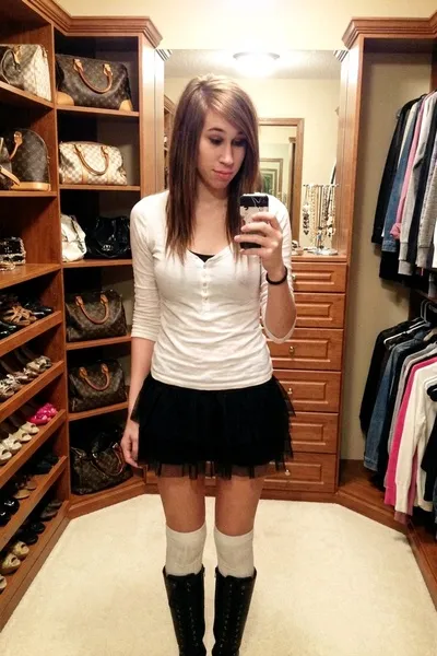 Flipped Chat AI – 與 卡莉 聊天