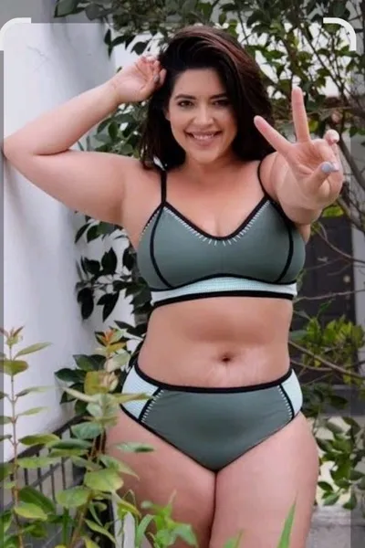 Flipped Chat AI – Chatear con Ani