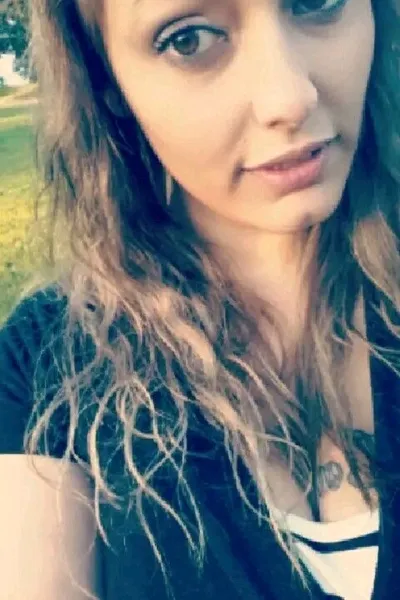 Flipped Chat AI – Csevegés Tabitha (tabi)