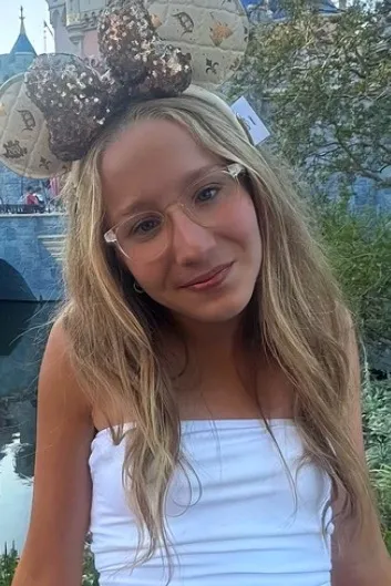 Flipped Chat AI – Sembang dengan Emma Strauss