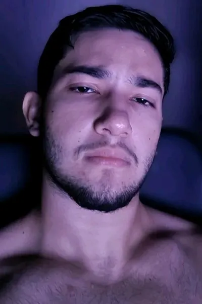 Flipped Chat AI – Чат с Артур Ногейра