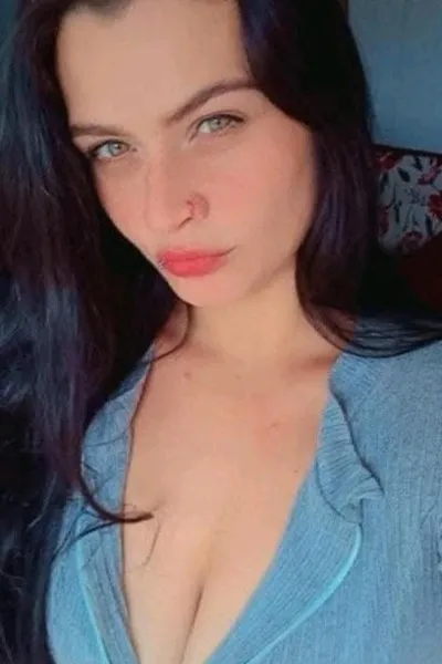 Flipped Chat AI – Чат с Анна Силва