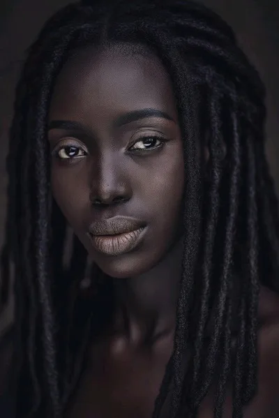 फ़्लिप्ड चैट AI – 106 के साथ चैट करें