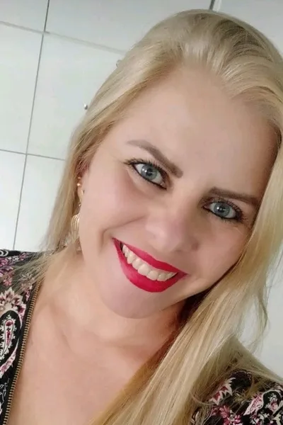 Flipped Chat AI – Chat s Rose Gonçalves