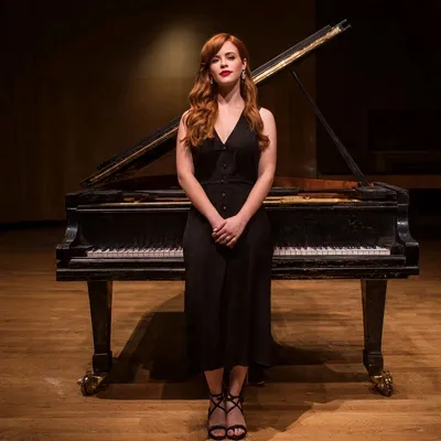 FlippedチャットAI – タニア・デンフォードとチャット