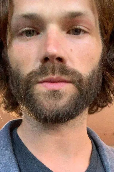 Flipped Chat AI – Chat Jared Padalecki Todd