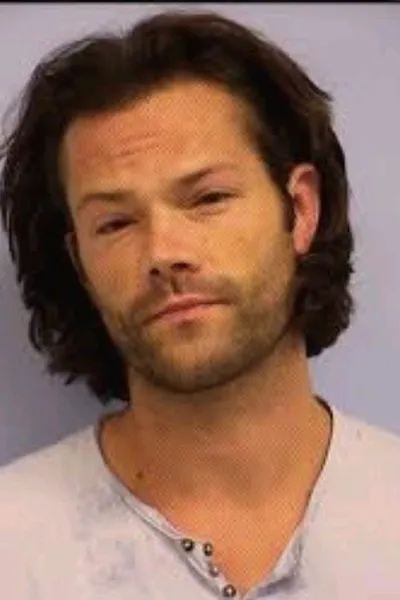 Flipped Chat AI – Chat cu Jared Padalecki Todd