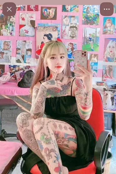 الذكاء الاصطناعي للدردشة المعكوسة – الدردشة مع أم يانديري السلط