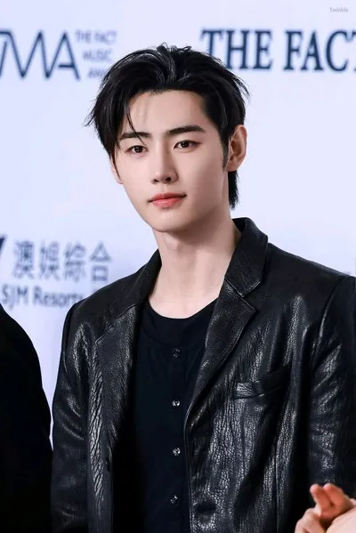 Flipped chat ai - makipag -chat sa Kaluluwa ng CEO