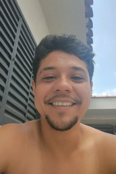 Flipped Chat AI – Chat cu Micuț