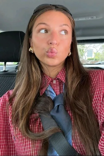 Flipped Chat AI – Чат с Ева