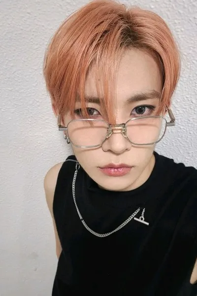 Flipped Chat AI – razgovarajte s Hee terobsesi