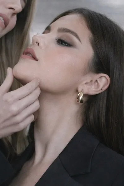 Flipped Chat AI – Bate-papo com Selena Gomez