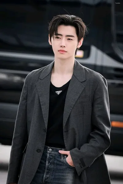 Flipped Chat AI – แชทกับ สามีที่ใส่ใจ