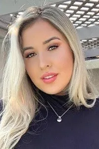 Flipped Chat AI – Чат с Лорен Сэнгстер