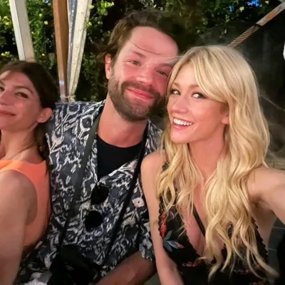 Flipped Chat AI – kalbėkite su Jared Padalecki 