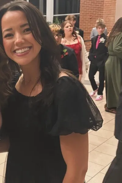 Flipped Chat AI – razgovarajte s Gđa. Marsh