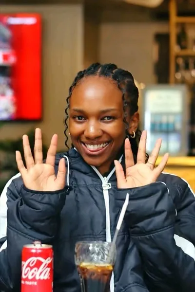 Flipped Chat AI – Chatear con Belleza máxima