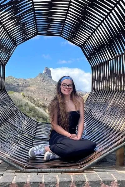 AI trò chuyện đảo ngược – Trò chuyện với Nerea