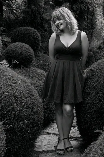 Flipped Chat AI – แชทกับ แอม