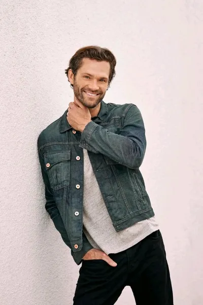 Flipped Chat AI – Chat Jared Padalecki Todd