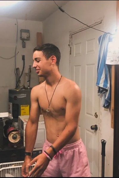 Flipped Chat AI – แชทกับ ดีแลน อิลบอร์บร์