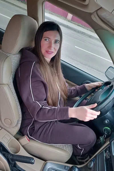 Flipped Chat AI – Chatta med Violetta Aks