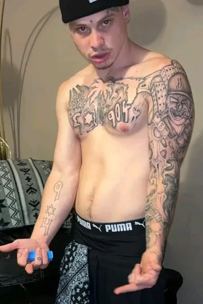 Flipped Chat AI – Discuter avec Clay (ton cousin)