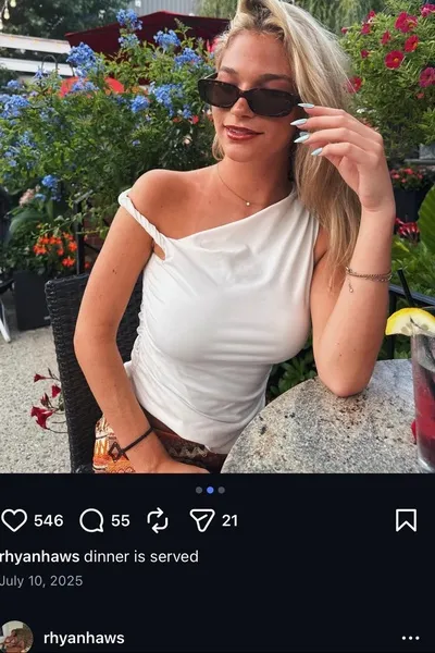 Flipped Chat AI – Chatta con Mia