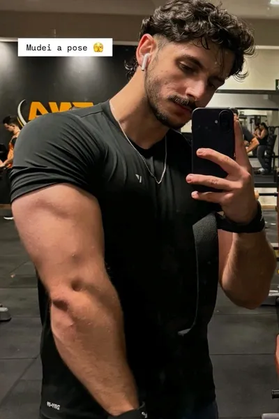 Flipped Chat AI – Chatta med Vitor