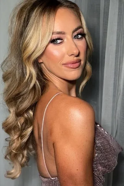 Flipped Chat AI – Чат с Brittany