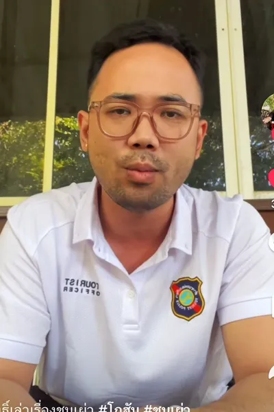 Flipped Chat AI – แชทกับ ำสสก