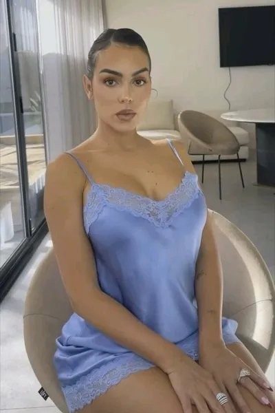 Αναστροφή συνομιλίας AI – Συζήτηση με Τζορτζίνα Ροντρίγκεθ