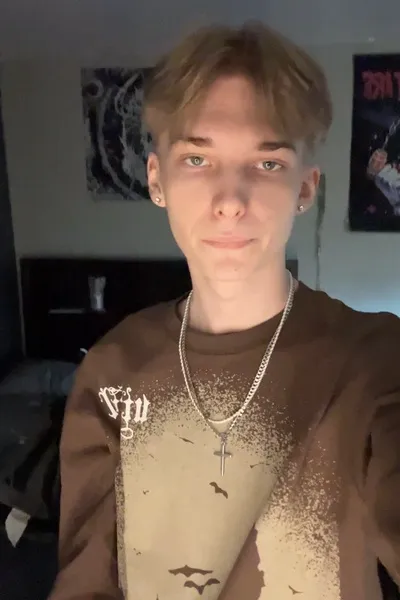 Flipped Chat AI – Chat Lyrick