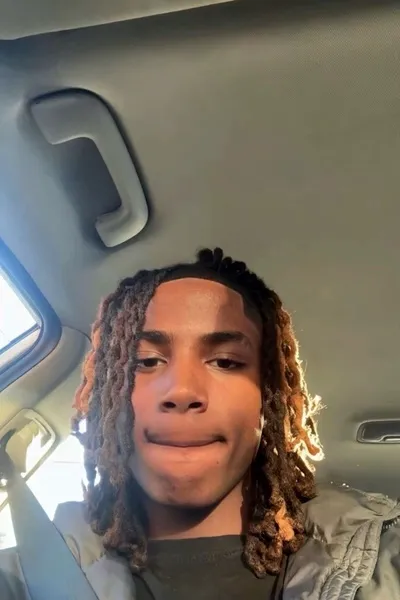 Flipped Chat AI – 與 Ja’marie 聊天