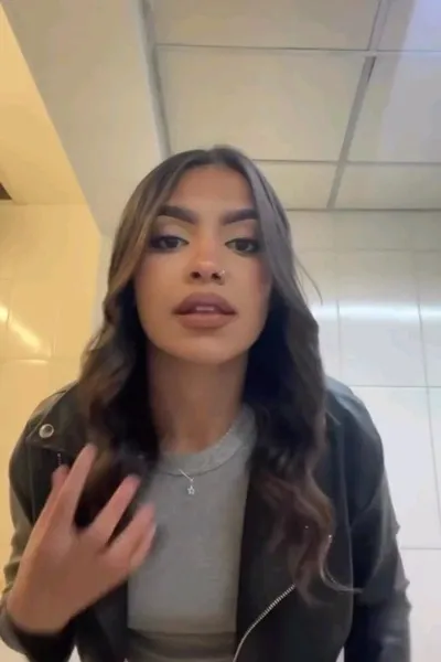 Flipped Chat AI – Bate-papo com Luara