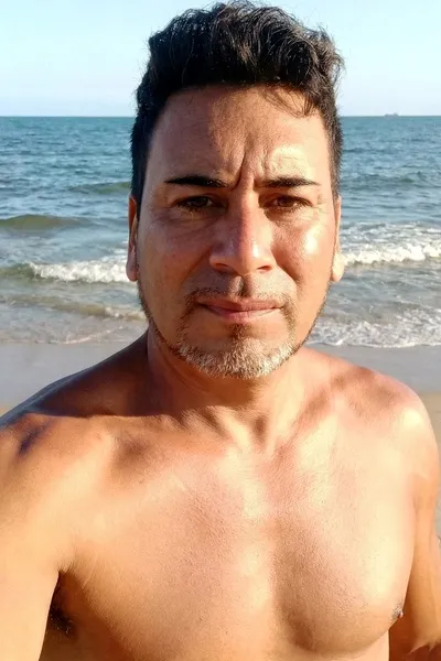 Flipped Chat AI – Chatear con Rafael Cordero