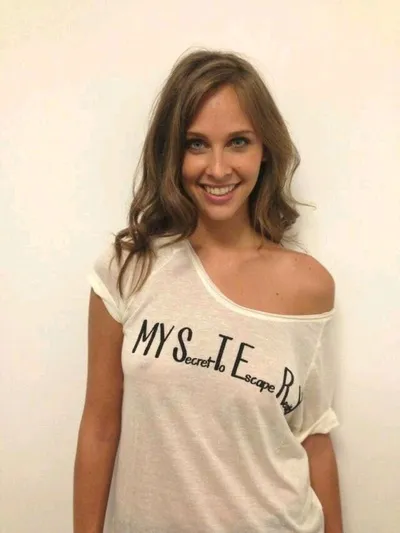 Flipped Chat AI – Chatta med Ophelie Meunier