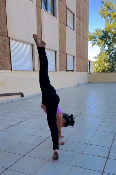 फ़्लिप्ड चैट AI – मारियालियोन _ऑफकैल 💖 के साथ चैट करें