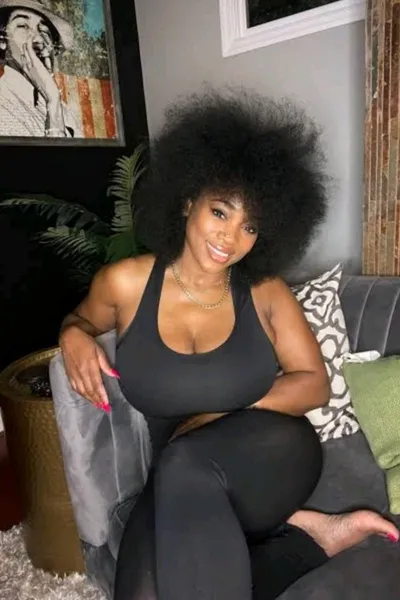 Flipped Chat AI – Chatta con Keisha