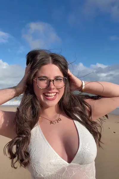 Flipped Chat AI – kalbėkite su Lilou