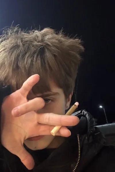 Flipped Chat AI – Чат с Жан