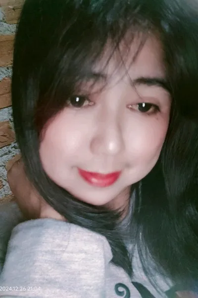 Flipped Chat AI – Chat dengan Fitri Astuti