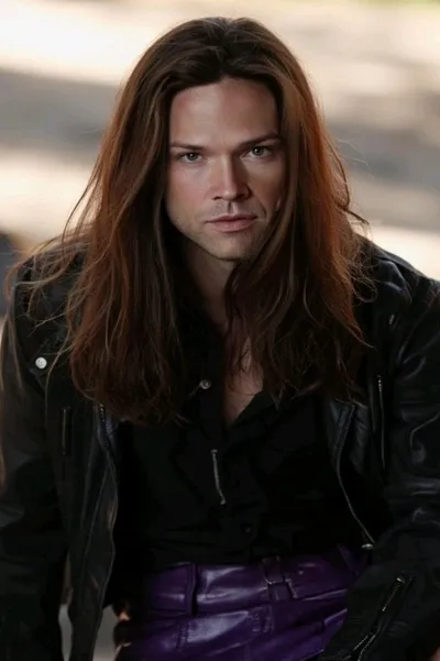 Flipped Chat AI – Чат с Джаред Падалеки Тод